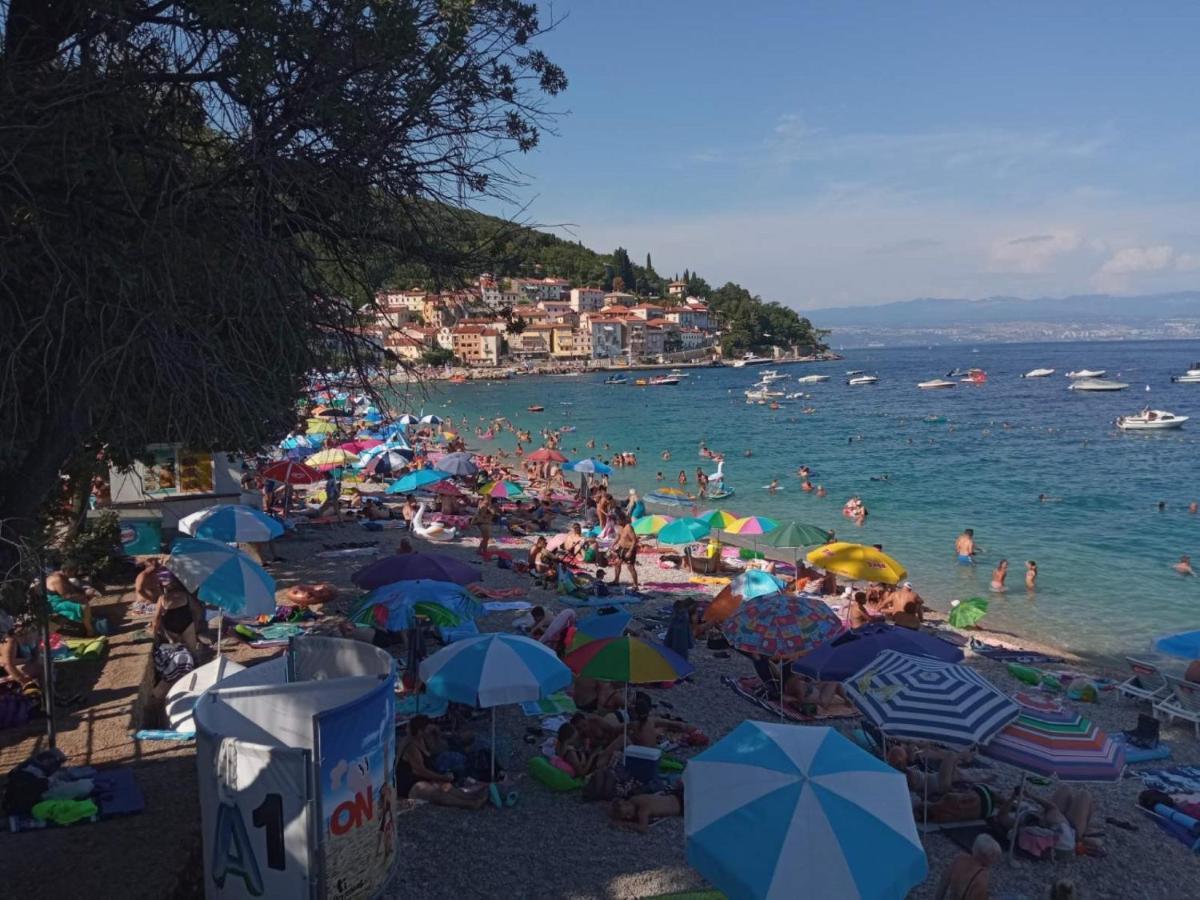 Mošćenička Draga Apartments Lorinda מראה חיצוני תמונה