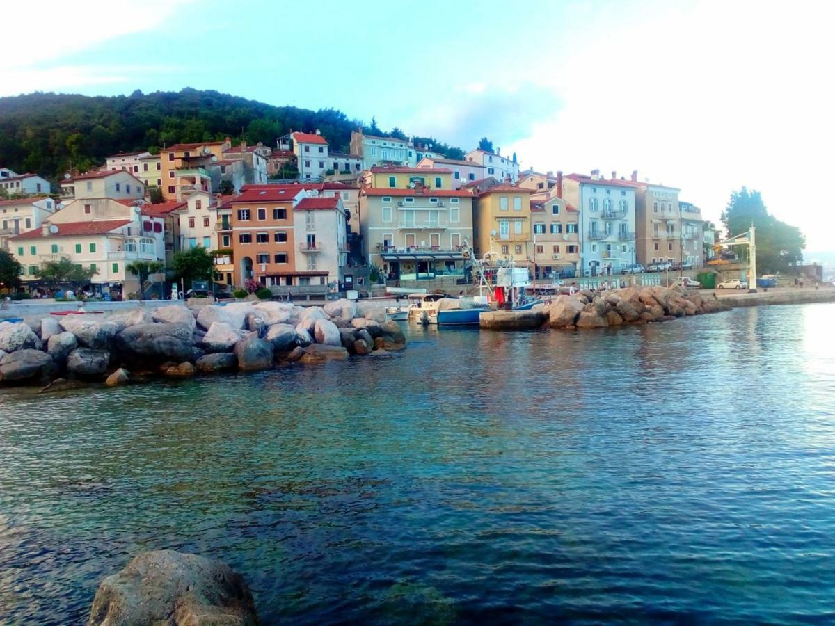 Mošćenička Draga Apartments Lorinda מראה חיצוני תמונה